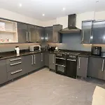 Middleton Park House Vakantiehuis