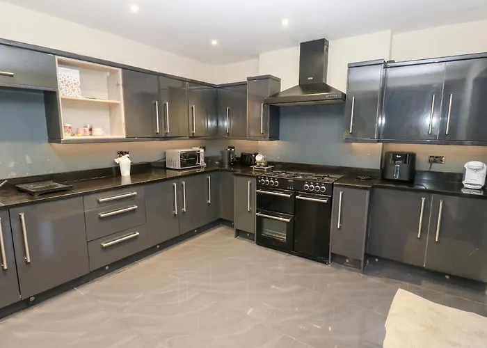 Middleton Park House 펜션