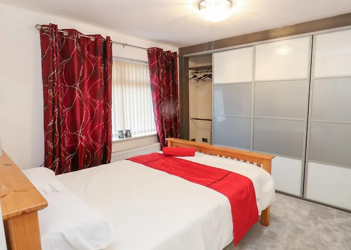 Holiday home Middleton Park House *