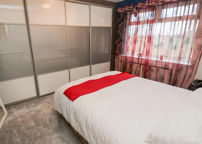 Middleton Park House