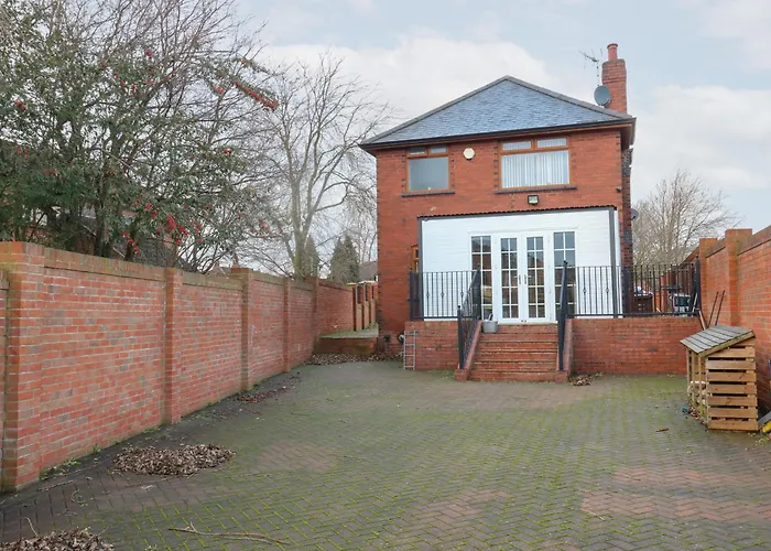 Middleton Park House Holiday home