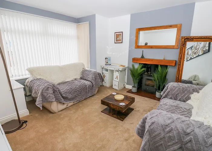 Middleton Park House Holiday home *